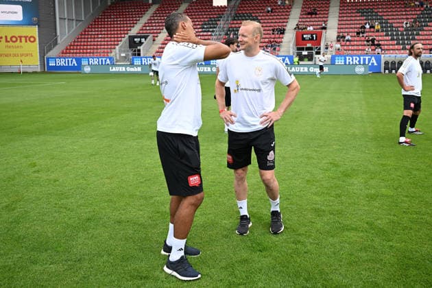 30 05 2026, xsvx, Football Langholz Cup 2026, v l Timothy Chandler Eintracht Frankfurt Sebastian Rode Wiesbaden