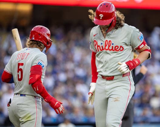 May 30, 2026, Los Angeles, California, USA: Philadelphia Phillies, (28) Alec Bohm runs the bases after hitting a solo home run against the Los Angeles Dodgers at Dodger Stadium on Saturday, May 30, 2026, in Los Angeles. . Los Angeles USA - ZUMAa60_ 0857952076st Copyright: xArmandoxArorizox