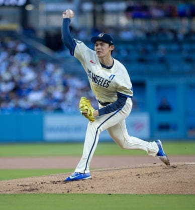 May 30, 2026, Los Angeles, California, USA: Los Angeles Dodgers starting pitcher Roki Sasaki throws to the plate during the game against the Philadelphia Phillies, Saturday, May 30, 2026, in Los Angeles. . Los Angeles USA - ZUMAa60_ 0857952281st Copyright: xArmandoxArorizox
