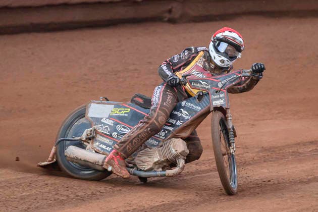 Speedway GP Qualifying Round 3 Kai Huckenbeck of Germany competes on his way to winning with an unbeaten 15-point maximum in his final heat during the Speedway GP Qualifying Round 3 at Allied Ashfield Stadium in Glasgow, United Kingdom, on May 30, 2026. Scunthorpe Lincolnshire United Kingdom  Copyright: xMIxNewsx originalFilename:fletcher-speedway260530_np1hN.jpg