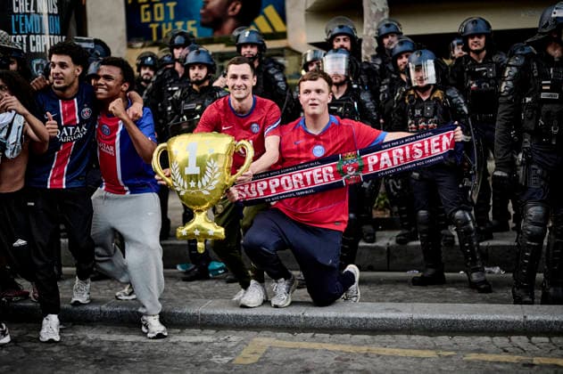 Football, CL Final, Paris St Germain fans celebrate the title in Paris
