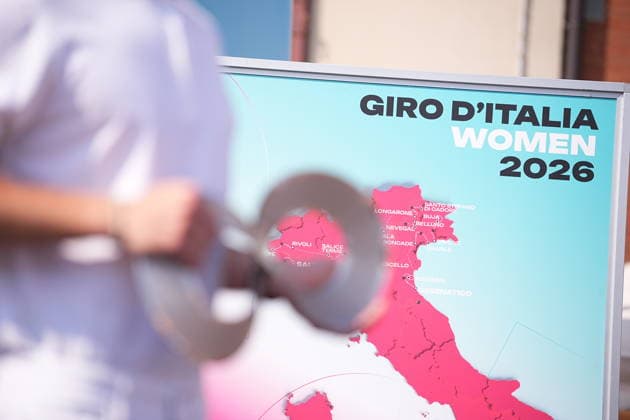 Infinite Light Trophy during Stage 2 of the Giro d™Italia Women, from Roncade to Caorle, Italy, Monday, May 31, 2026  Copyright: xMarcoxAlpozzi LaPressex