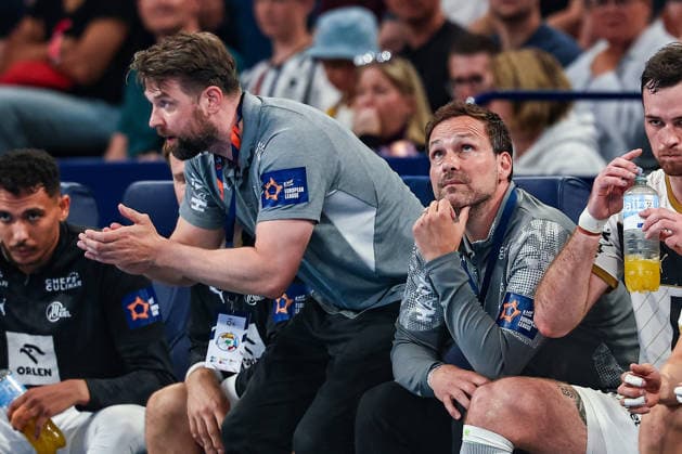 30 05 2026, xIAJx, Handball, EHF European League WINAMAX Finals, 1 Semi-final, Montpellier HB THW Kiel, Barclays Arena Christian Sprenger THW Kiel, Co-Coach and Viktor Szylagyi THW Kiel, Team Manager Germany