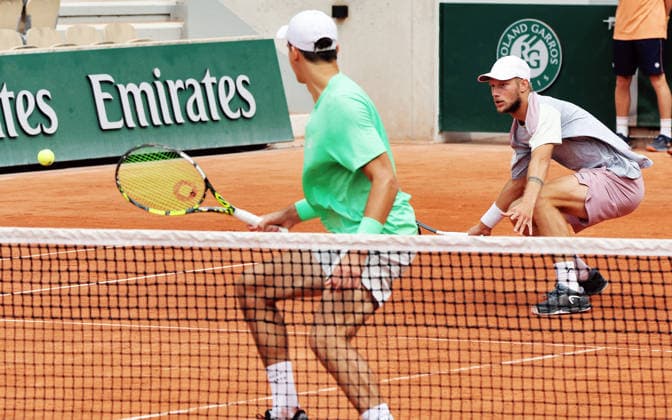 TENNIS - French Open 2026 PARIS,FRANCE,31.MAY.26 - TENNIS - ATP, Tennis Herren World Tour, French Open, Roland Garros, Grand Slam. Image shows Petr Nouza (CZE) and Neil Oberleitner (AUT).  GEPAxpictures xMatthiasxHauer