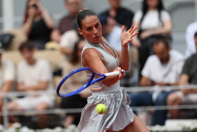 ROLAND GARROS 2026 Thierry Larret MAXPPP - PARIS (75) 31 05 2026 Thierry Larret Maxppp. Tennis. Roland Garros 2026. Internationaux de France de tennis. Stade Roland Garros, Paris (75). Le 31 Mai. Court Philippe CHATRIER : Marta KOSTYUK (UKR) vs Iga SWIATEK (POL). PARIS (75) STADE ROLAND GARROS PARIS ILE DE FRANCE FRANCE  Copyright: xMAXPPPxThierryxLarretx TLR202605313779 TLR202605313779