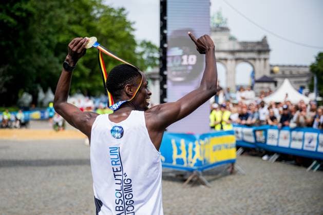 Patrick Nimubona celebrates after winning the 46th edition of the Brussels 20km run, Sunday 31 May 2026 in Brussels. JASPERxJACOBS  x175528123x