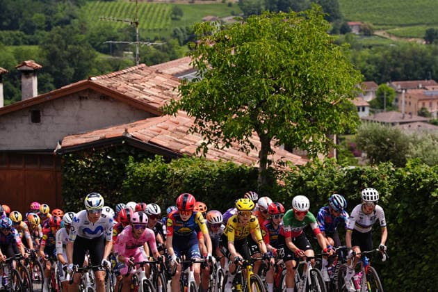 The race during Stage 2 of the Giro d™Italia Women, from Roncade to Caorle, Italy, Sunday, May 31, 2026  Copyright: xMarcoxAlpozzi LaPressex
