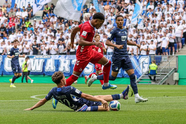 31 05 2026, xhettx, Fußball DM A Junioren , TSG 1899 Hoffenheim 1 FC Köln v l Maximilian Raphael Theuer TSG Hoffenheim U19, 12 mit der grätsche gegen David Fürst 1 FC Köln U19, 2 DFL DFB REGULATIONS PROHIBIT ANY USE OF PHOTOGRAPHS as IMAGE SEQUENCES and or QUASI VIDEO