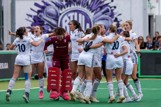 Spielerinnen vom Düsseldorfer HC (DHC), Jubel nach dem Schlusspfiff, Freude über den Sieg, Sieger, Gewinner, jubelt, jubeln, fröhlich, positiv, freut sich, freuen, optimistisch, Highlight, Action, Aktion, 31.05.2026, Bonn (Deutschland), Hockey, Deutsche Meisterschaft, Finale, Damen, Mannheimer HC - Düsseldorfer HC *** Players of Düsseldorfer HC DHC , cheering after the final whistle, joy about the victory, winner, winner, cheers, cheering, cheerful, positive, happy, rejoicing, optimistic, highlight, action, 31 05 2026, Bonn Germany , Hockey, German Championship, Final, Women, Mannheimer HC Düsseldorfer HC xozx