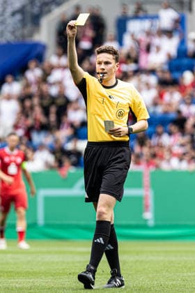 U19 DFB Nachwuchsliga A, 2025 2026, Final TSG Hoffenheim U19 1 FC Köln U19 31 05 2026 Alexander Petzke Referee U19 DFB Nachwuchsliga A, 2025 2026, Final TSG Hoffenheim U19 1 FC Köln U19 PreZero Arena, Sinsheim 31 05 2026 DFB regulations prohibit any use of photographs as image sequences and or quasi video Copyright: xBEAUTIFULxSPORTS Buriakovx