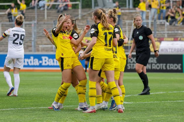 31 05 2026, xgrfx, Football Women Regionalliga West, Borussia Dortmund Vorwärts Spoho Köln v l Tor, Rita Schumacher Borussia Dortmund DFL DFB REGULATIONS PROHIBIT ANY USE OF PHOTOGRAPHS as IMAGE SEQUENCES and or QUASI VIDEO Stadion Rote Erde