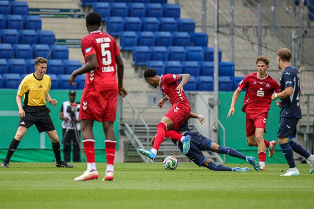 31 05 2026, xhettx, Fußball DM A Junioren , TSG 1899 Hoffenheim 1 FC Köln v l Luis Magnus Stapelmann 1 FC Köln U19, 4 zu stürmisch DFL DFB REGULATIONS PROHIBIT ANY USE OF PHOTOGRAPHS as IMAGE SEQUENCES and or QUASI VIDEO