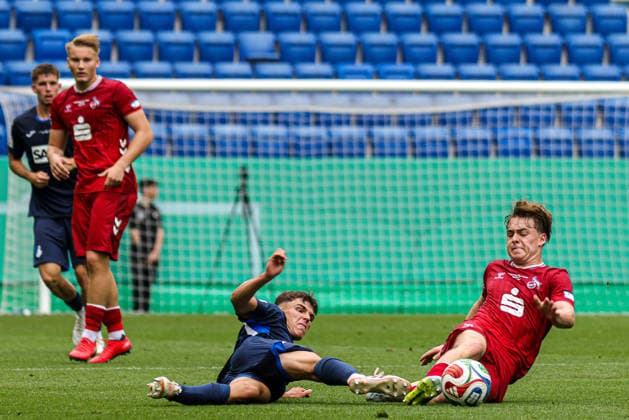 31 05 2026, xhettx, Soccer DM A Juniors , TSG 1899 Hoffenheim 1 FC Köln v l Tristan Spranger TSG Hoffenheim U19, 13 and Benjamin Ley 1 FC Köln U19, 8 fight for the ball DFL DFB REGULATIONS PROHIBIT ANY USE OF PHOTOGRAPHS as IMAGE SEQUENCES and or QUASI VIDEO