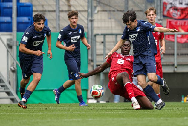 31 05 2026, xhettx, Soccer DM A Juniors , TSG 1899 Hoffenheim 1 FC Köln v l Miguel Poyatos TSG Hoffenheim U19, 16 prevails DFL DFB REGULATIONS PROHIBIT ANY USE OF PHOTOGRAPHS as IMAGE SEQUENCES and or QUASI VIDEO
