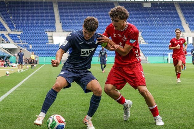 31 05 2026, xhettx, Soccer DM A Juniors , TSG 1899 Hoffenheim 1 FC Köln v l Matthew Alexander Moore TSG Hoffenheim U19, 8 blocks the ball DFL DFB REGULATIONS PROHIBIT ANY USE OF PHOTOGRAPHS as IMAGE SEQUENCES and or QUASI VIDEO