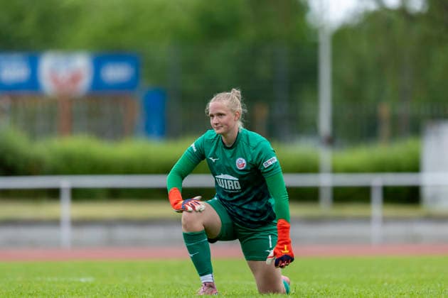 Regionalliga Nordost Frauen F C Hansa Rostock vs 1 FFV Erfurt Rostock 31 05 2026 Anna Thiele 1 F C Hansa Rostock Regionalliga Nordost Frauen F C Hansa Rostock vs 1 FFV Erfurt Sportforum Leichtathletikstadion Rostock 31 05 2026 Copyright: xBEAUTIFULxSPORTS Duehringx