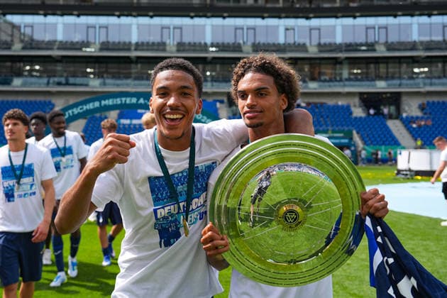 31 05 2026, xydrx, Herren, Fußball, U19 DFB Nachwuchsliga, Finale, TSG 1899 Hoffenheim 1 FC Köln, Saison 2025 2026, PreZero Arena TSG 1899 Hoffenheim players celebrate the victory in the final of the U19 DFB Nachwuchsliga DFB regulations prohibit any use of photographs as image sequences and or quasi video Copyright: HMBxMedia YannisxDreimann