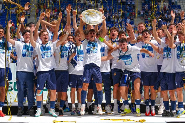 31 05 2026, xydrx, Herren, Fußball, U19 DFB Nachwuchsliga, Finale, TSG 1899 Hoffenheim 1 FC Köln, Saison 2025 2026, PreZero Arena TSG 1899 Hoffenheim players celebrate the victory in the final of the U19 DFB Nachwuchsliga DFB regulations prohibit any use of photographs as image sequences and or quasi video Copyright: HMBxMedia YannisxDreimann
