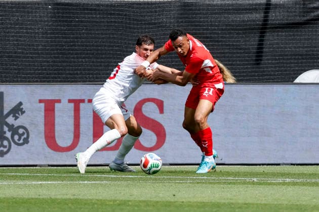 Mo Abualnadi Jordan, 16 and Dan Ndoye Switzerland, 11 in duel , Switzerland, Soccer, Friendly match, Switzerland vs Jordan, 31 05 2026, St Gallen Kybunpark Hessen Switzerland Copyright: xGrantxHubbsx