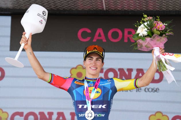Italy™s Elisa Balsamo of Lidl - Trek™s (Pink jersey) winner of the stage on the podium during Stage 2 of the Giro d™Italia Women, from Roncade to Caorle, Italy, Sunday May 31, 2026  Copyright: xDavidexSpada LaPressex