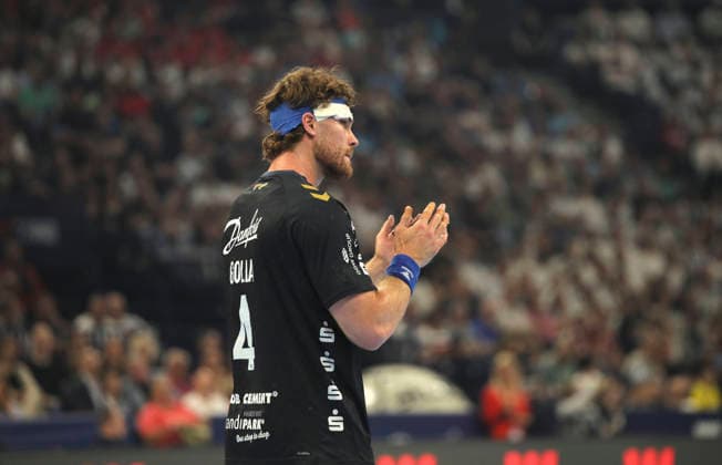 photo Johannes Golla Flensburg prays Handball Men on Sun 31 05 2026 Mens EHF European League , Final Four in Hamburg SG Flensburg Montpellier HB Match for 3rd place
