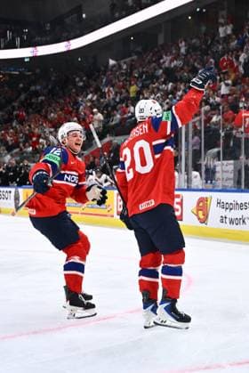 From left Noah Steen and Emilio Pettersen of Norway celebrate a goal during the bronze medal match Canada vs Norway at the 2026 IIHF Ice hockey, Eishockey World Championship, WM, Weltmeisterschaft in Zurich, Switzerland, May 31, 2026. (CTKxPhoto RadekxPetrasek) CTKPhotoP2026053103442  CTKPhotoP2026053103442