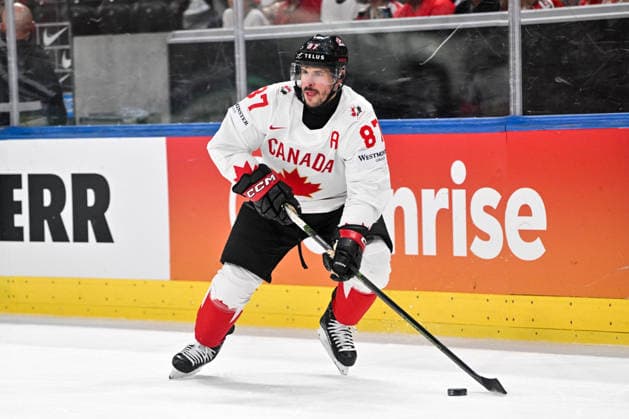 ZURICH, SWITZERLAND MAY 31 Sidney Crosby of Canada in action during the 2026 IIHF Ice Hockey World Championship Switzerland Bronze medal game between Canada and Norway at Swiss Life Arena on May 31, 2026 in Zurich, Zurich Zurich Swiss Life Arena Zurich Switzerland Copyright: xJustPictures.ch AndreaxBrancax jp-en-EuSpIm-JP7_ANB_FinCze_31052026_7507