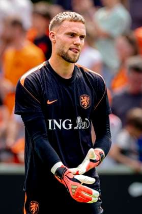 ZEIST Netherlands goalkeeper Bart Verbruggen during Dutch National Team training at the KNVB Campus on May 31, 2026 in Zeist, the Netherlands Photo by DeFodi Images