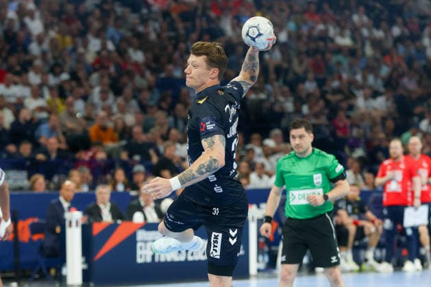31 05 2026 ,xgox, Handball Handball EHF European League, Match for 3rd place Montpellier Handball SG Flensburg Handewitt emspor, v l Emil Jakobsen Flensburg, 31 at Siebenmeter Hamburg