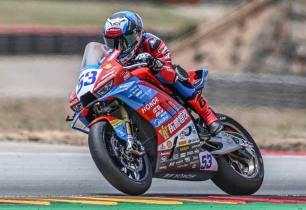 (260531) -- ALCANIZ, May 31, 2026 -- Valentin Debise of EASTROC ZXMOTO Evan Bros Factory competes during the race 2 of WorldSSP at the FIM Supersport World Championship, WM, Weltmeisterschaft Aragon Round in Alcaniz, Spain, May 31, 2026. ) (SP)SPAIN-ALCANIZ-WSBK-WORLDSSP-ARAGON-RACE 2 ChengxMin 