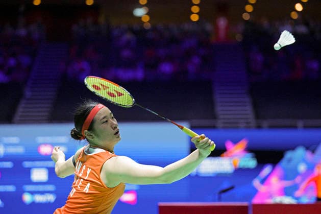 (260531) -- SINGAPORE, May 31, 2026 -- An Se Young hits a return during the women s singles final match between An Se Young of South Korea and Yamaguchi Akane of Japan at the Singapore Badminton Open 2026 in Singapore on May 31, 2026. (Photo by Xinhua) (SP)SINGAPORE-BADMINTON-SINGAPORE OPEN-WOMEN S SINGLES-FINAL ThenxChihxWey 