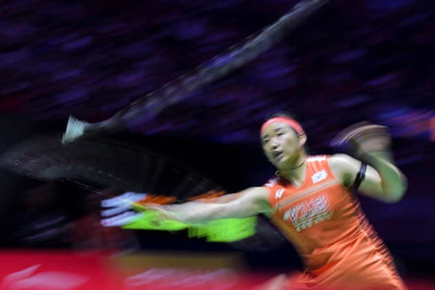 (260531) -- SINGAPORE, May 31, 2026 -- An Se Young hits a return during the women s singles final match between An Se Young of South Korea and Yamaguchi Akane of Japan at the Singapore Badminton Open 2026 in Singapore on May 31, 2026. (Photo by Xinhua) (SP)SINGAPORE-BADMINTON-SINGAPORE OPEN-WOMEN S SINGLES-FINAL ThenxChihxWey 