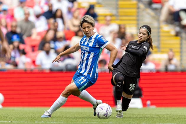 Brighton and Hove Albion Women v Manchester City Women, Women s FA Cup, Cup Final Brighton & Hove Albion Women forward Kiko Seike (11) battles for possession with Manchester City Women midfielder Yui Hasegawa (25) during the Women s FA Cup Final match between Brighton and Hove Albion Women and Manchester City Women at Wembley Stadium, London, UK on 31 May 2026. London Wembley Stadium Greater London UK Editorial use only , Copyright: xManjitxNarotrax PSI-24342-0030
