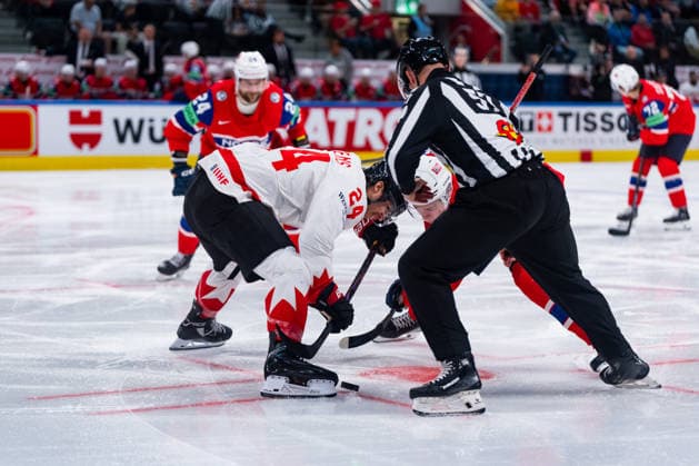 ZURICH, SWITZERLAND - MAY 31: Dylan Cozens (Canada, 24) trying to get the puck during the Bronze Medal Game - Match 63 between Canada and Norway at the IIHF Ice hockey, Eishockey World Championship, WM, Weltmeisterschaft 2026, Swiss Life Arena on May 31, 2026 in Zurich, Switzerland. Zurich Switzerland Copyright: xTimoxSteinx