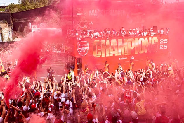 May 31, 2026, London, London, UK: London, UK. Arsenal players celebrate their Premier League title on the team bus during the trophy parade in north London. The triumph ends a 22-year wait for the club s first league championship since 2004. Arsenal Parade  - ZUMAl94_ 20260531_zaf_l94_028 Copyright: xMarcinxNowakx