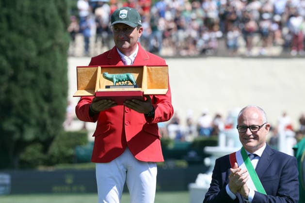IPA85213485 - Rome, May 31, 2026: Piergiorgio BUCCI with the horse Pallieter Vd N.Ranch wins the trophy in the Great International Show of PREMIO No. 9 - ROLEX GRAN PREMIO ROMA Two-heat category - h. 160 among the most anticipated moments of the horse competition. The best international riders and teams compete on a technical and spectacular course for a prize pool of â‚¬500,000  Copyright: xmarcoxiacobuccix xmarcoxiacobuccix 85213485