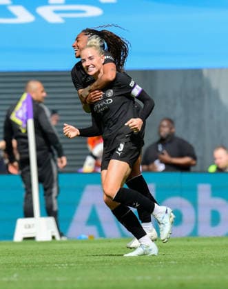Brighton and Hove Albion Women v Manchester City Women, London, UK - 31 May 2026 Goal celebrations for Alex Greenwood Captain of Manchester City Women after scoring their side s 2nd goal from a free kick during the Adobe Womens FA Cup Final match between Brighton and Hove Albion Women and Manchester City Women at Wembley Stadium, London on 31 May 2026 ( London Wembley Stadium London England Copyright: xAlanxStanford PPAUKx PPA-278358