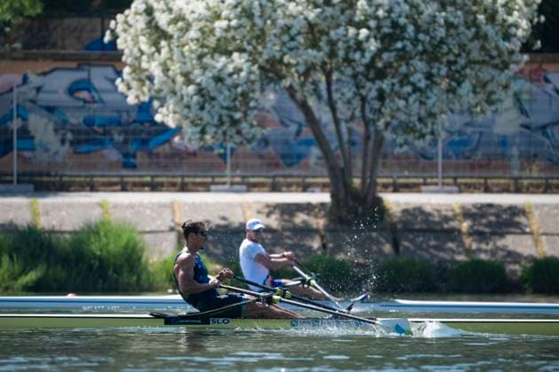 Seville, Spain. 30 May 2026. Rowers Filip-Matej Pfeifer (Slovenia) and Mihai Chiruta (Romania) during the M1x Men s Single Sculls Semifinal 1 Race at the World Rowing Cup 1 2026 at CEAR La Cartuja. Seville Spain Copyright: xDavidxSarmientox xVWPicsx DSG-0874
