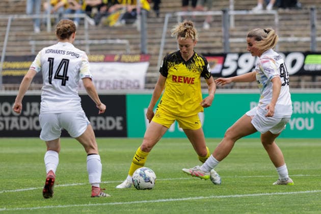 31 05 2026, xgrfx, Soccer Women Regionalliga West, Borussia Dortmund Vorwärts Spoho Köln v l Rita Schumacher Borussia Dortmund DFL DFB REGULATIONS PROHIBIT ANY USE OF PHOTOGRAPHS as IMAGE SEQUENCES and or QUASI VIDEO Stadion Rote Erde