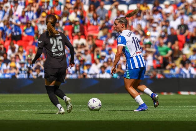 Brighton and Hove Albion Women v Manchester City Women Adobe Womens FA Cup Jelena ÄaankoviÄ‡ of Brighton & Hove Albion Women on the ball during the Adobe Womens FA Cup Final between Brighton and Hove Albion Women and Manchester City Women at Wembley Stadium, London 31 05 2026 UK Newspapers OUT Copyright: xLucyxCopseyx FIL-23532-0066