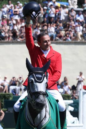 EQUITATION - International Equitation - Piazza di Siena - 93rd CSIO of Rome 2026 Photo by IPA ABACAPRESS.COM85213646 - Rome, May 31, 2026: Piergiorgio BUCCI with the horse Pallieter Vd N.Ranch wins the trophy in the Great International Show of PREMIO No. 9 - ROLEX GRAN PREMIO ROMA Two-heat category - h. 160 among the most anticPhoto by IPA ABACAPRESS.COMted moments of the horse competition. The best international riders and teams compete on a technical and spectacular course for a prize pool of Ä500,000 Rome Italy  Copyright: xIPAxSport ABACAx