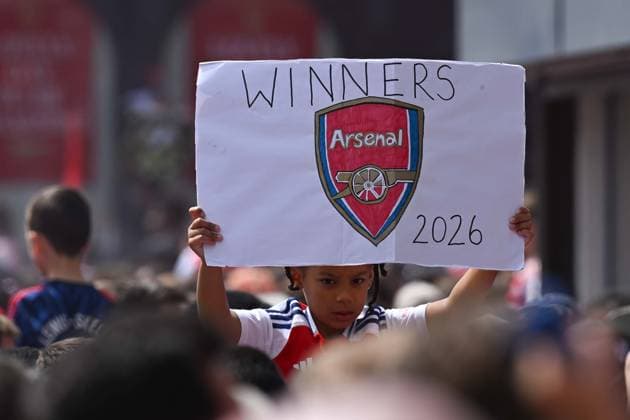 Arsenal’s championship parade in London LONDON, UNITED KINGDOM - MAY 31: Fans wearing jerseys attend the parade as part of Arsenal’s championship celebrations showed their support for their team along the route in North London, United Kingdom, on May 31, 2026. Rasid Necati Aslim Anadolu London United Kingdom. Editorial use only. Please get in touch for any other usage.  Copyright: x2026xAnadoluxRasidxNecatixAslimx