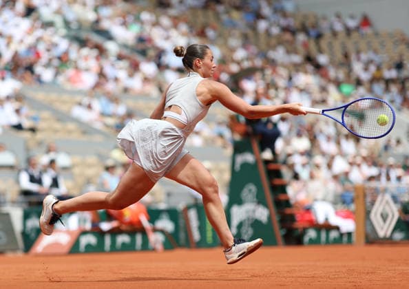 May 31, 2026, Paris, Ile De France, France: MARTA KOSTYUK of Ukraine during the match against I. Swiatek of Poland in the fourth round of tennis tournament Roland Garros, Paris, France. Kostyuk won 7:5, 6:1. Tennis, Roland Garros 2026 - Marta Kostyuk 7:5, 6:1  - ZUMAc278 20260531_zsp_c278_022 Copyright: xMarcinxCholewinskix