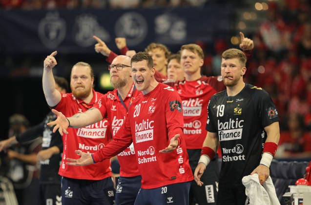 photo Excitement for coach Ales PAJOVIC and goalkeeper Kevin Möller Flensburg Handball Men on Sun 31 05 2026 Mens EHF European League , Final Four in Hamburg SG Flensburg Montpellier HB Match for 3rd place