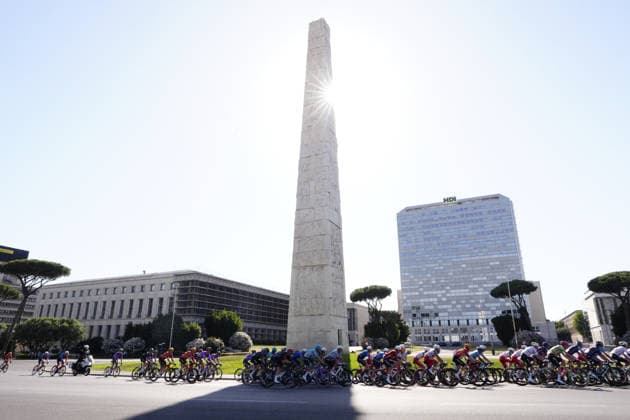 Riders during Stage 21 of the Giro d™Italia from Rome to Rome, Italy. Monday May 31, 2026  Copyright: xFabioxFerrari LaPressex