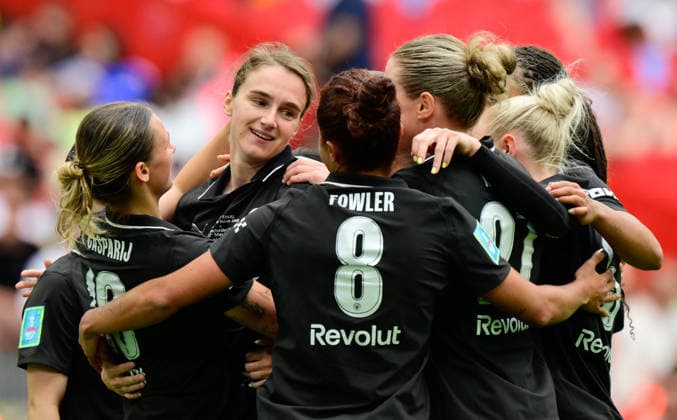 Brighton and Hove Albion Women v Manchester City Women, London, UK - 31 May 2026 Goal celebrations for Vivianne Miedema of Manchester City Women after scoring their side s 4th goal with a header during the Adobe Womens FA Cup Final match between Brighton and Hove Albion Women and Manchester City Women at Wembley Stadium, London on 31 May 2026 ( London Wembley Stadium London England Copyright: xAlanxStanford PPAUKx PPA-278400