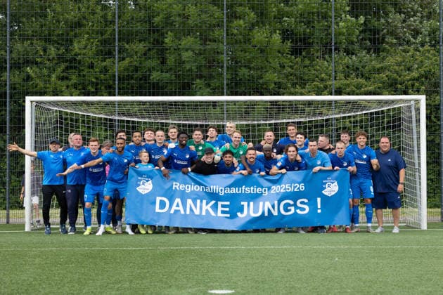Dortmund, Germany 31 May 2026 Oberliga Westfalen 2025 2026 Sp 38 Tuerkspor Dortmund SV Westfalia Rhynern In the picture cheering after SV Westfalia Rhynern won the match against Türkspor Dortmund and thus the participation in the DFB Cup Mendeplatz 2 North Rhine-Westphalia Copyright: xFotostandx xZeisingx