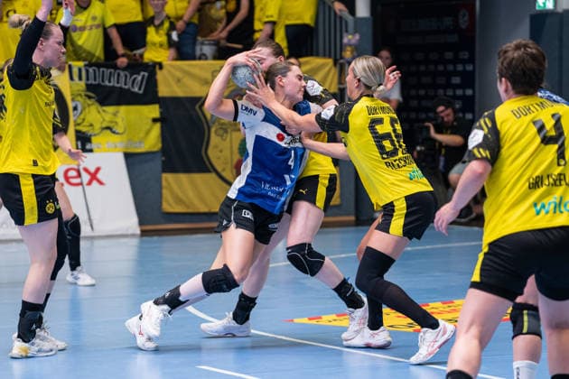 HSG Blomberg Lippe GER vs Borussia Dortmund GER Handball, 1 Handball Bundesliga Women, Final, Match 3, 31 5 2026, Season 2025 2026, Blomberg Andrea Jacobsen HSG Blomberg Lippe, 04 in duel Blomberg Sporthalle an der Ulmenallee Germany