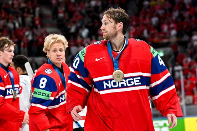 ZURICH, SWITZERLAND MAY 31 goalkeeper Henrik Haukeland of Norway celebrate winning the bronze medal during the 2026 IIHF Ice Hockey World Championship Switzerland Bronze medal game between Canada and Norway at Swiss Life Arena on May 31, 2026 in Zurich, Zurich Zurich Swiss Life Arena Zurich Switzerland Switzerland Copyright: xJustPictures.ch AndreaxBrancax jp-en-EuSpIm-JP7_ANB_CanNor_31052026_8281