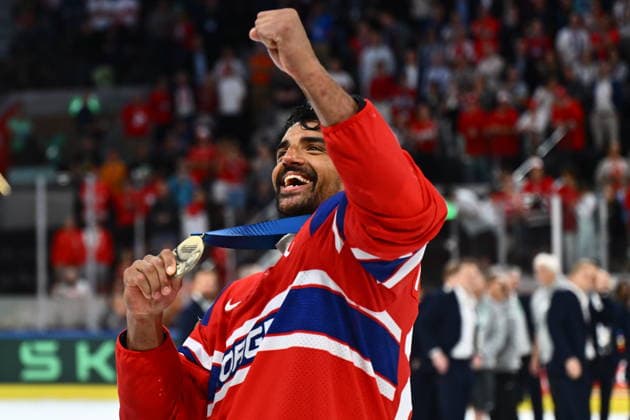 Andreas Martinsen of Norway celebrate after winning the bronze medal match Canada vs Norway at the 2026 IIHF Ice hockey, Eishockey World Championship, WM, Weltmeisterschaft in Zurich, Switzerland, May 31, 2026. (CTKxPhoto RadekxPetrasek) CTKPhotoP2026053104532  CTKPhotoP2026053104532